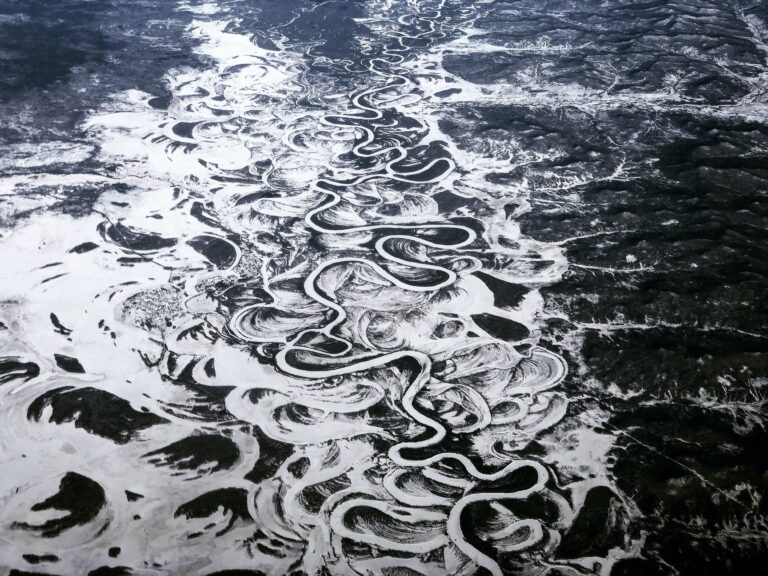 ARTICLE: Religious and Scientific Worldviews in Meditation-Related Challenges